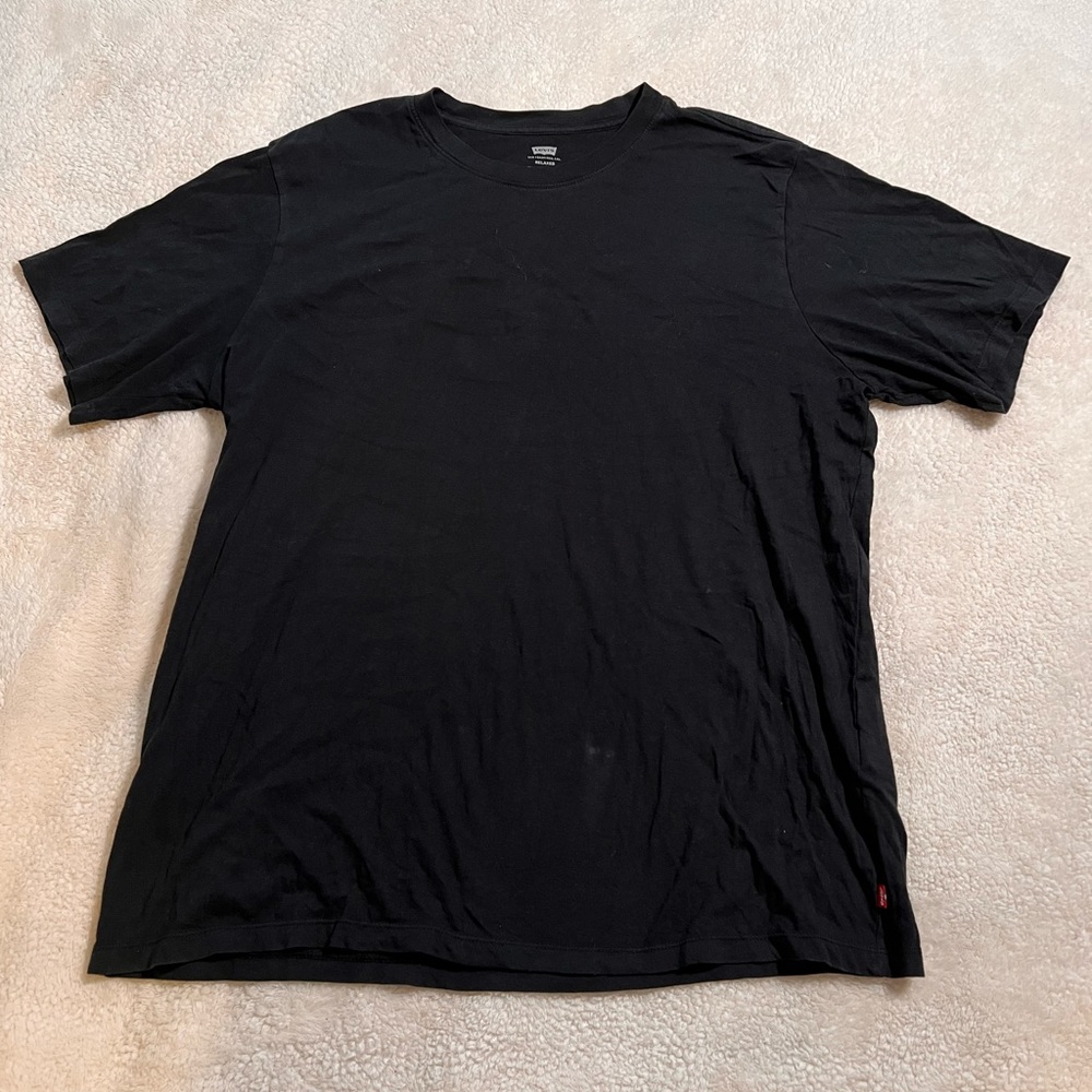 Levi’s Mens Black Relaxed Tee